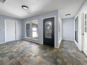 5008  Urban Crest Road , Dallas Texas 75227