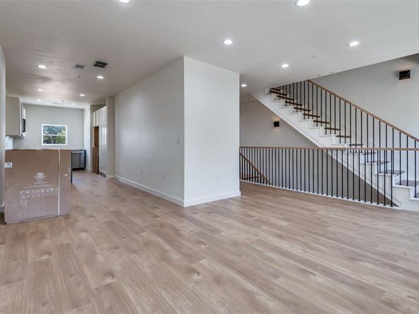 516 S Oconnor Road , Irving Texas 75060