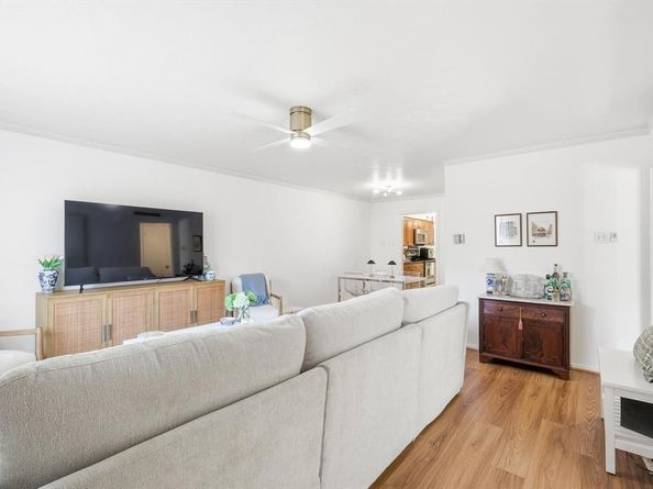 11344  Park Central Place  B, Dallas Texas 75230