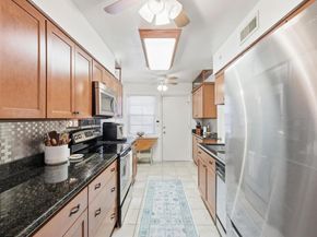 11344  Park Central Place  B, Dallas Texas 75230