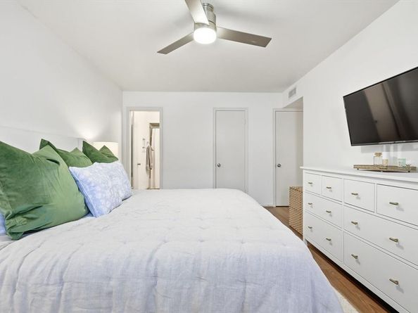 11344  Park Central Place  B, Dallas Texas 75230