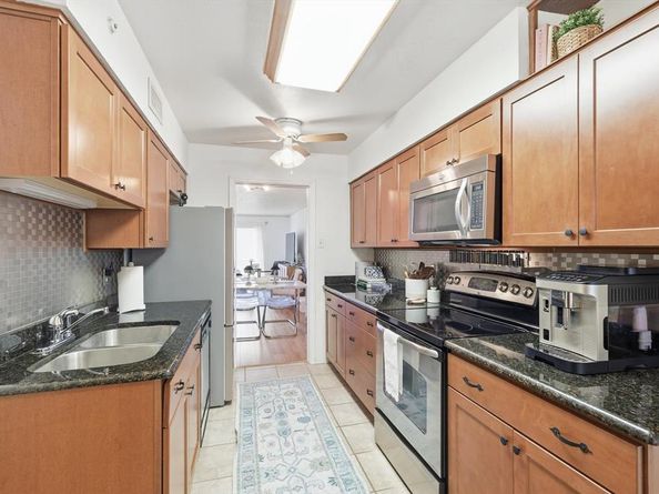 11344  Park Central Place  B, Dallas Texas 75230