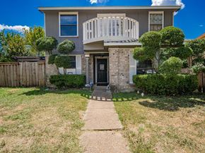 2671  Clayton Oaks Drive , Dallas Texas 75227