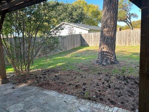 1019  Aspen Lane , Mansfield Texas 76063