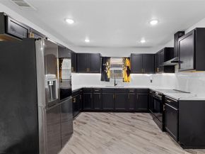 1035  Warden Street , Benbrook Texas 76126