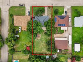 1035  Warden Street , Benbrook Texas 76126