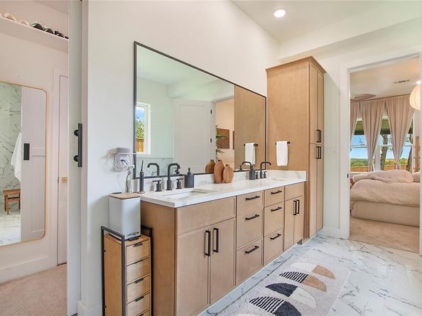 301  Paint Pony Trail N, Fort Worth Texas 76108