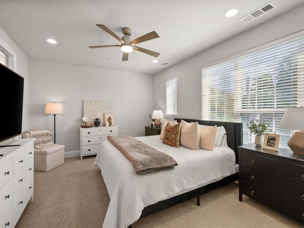 1900  Caddo Street  4, Dallas Texas 75204