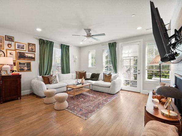 1900  Caddo Street  4, Dallas Texas 75204