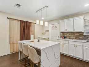 3402  Toronto Street , Dallas Texas 75212