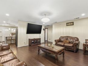 3402  Toronto Street , Dallas Texas 75212