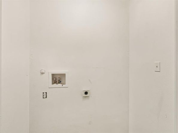 3402  Toronto Street , Dallas Texas 75212