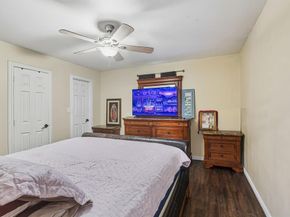 3402  Toronto Street , Dallas Texas 75212