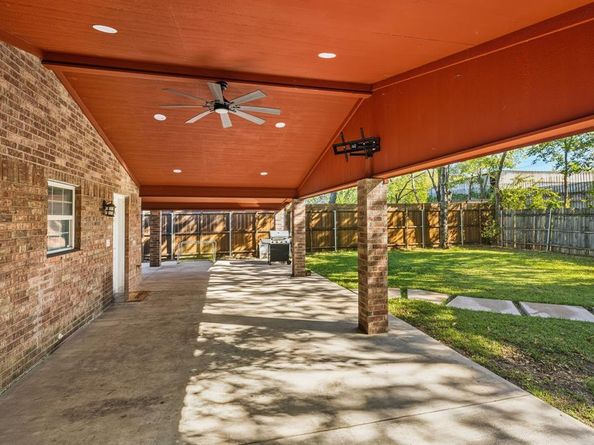 3402  Toronto Street , Dallas Texas 75212