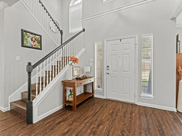 906  Parkhill Drive , Mansfield Texas 76063