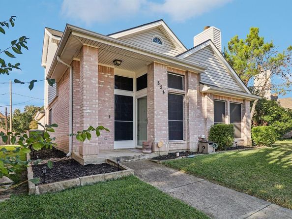 824  Greenridge Drive , Arlington Texas 76017