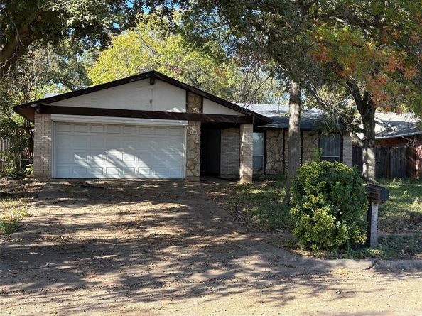 1307  Cedar Ridge Terrace , Euless Texas 76039