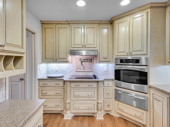 5251  Welden Court , Fort Worth Texas 76132