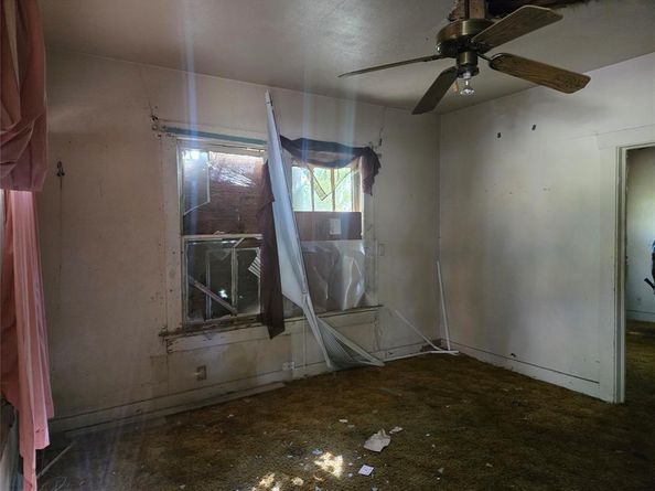 1544 E Myrtle Street , Fort Worth Texas 76104