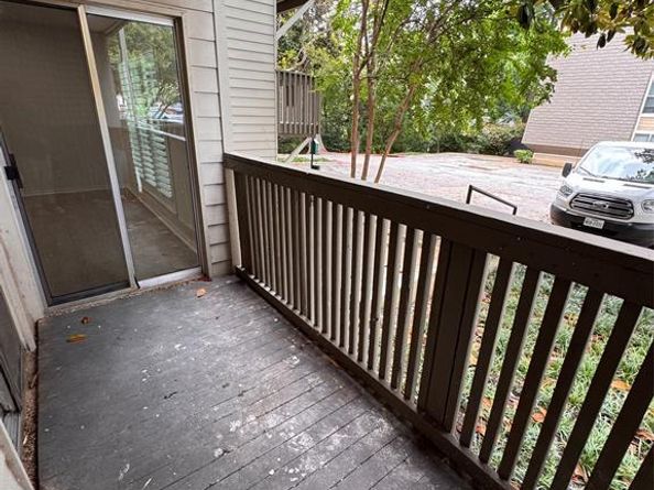 4859  Cedar Springs Road  150, Dallas Texas 75219