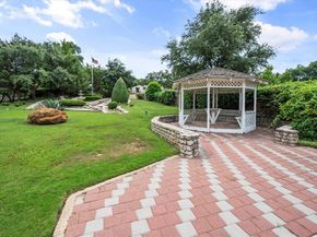 2106  Reflection Bay Drive , Arlington Texas 76013