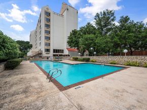 2106  Reflection Bay Drive , Arlington Texas 76013