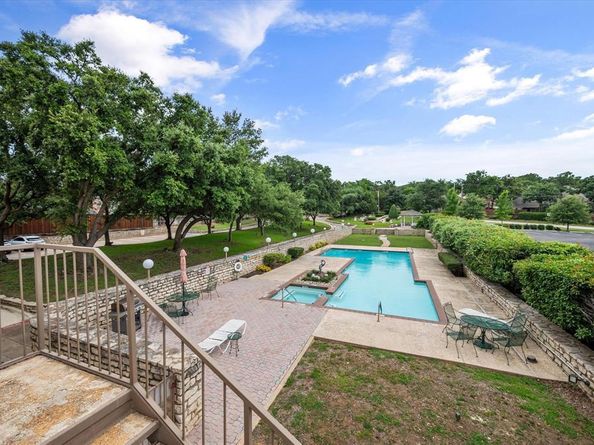 2106  Reflection Bay Drive , Arlington Texas 76013