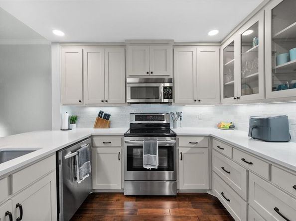 2106  Reflection Bay Drive , Arlington Texas 76013