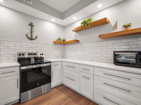 2106  Reflection Bay Drive , Arlington Texas 76013