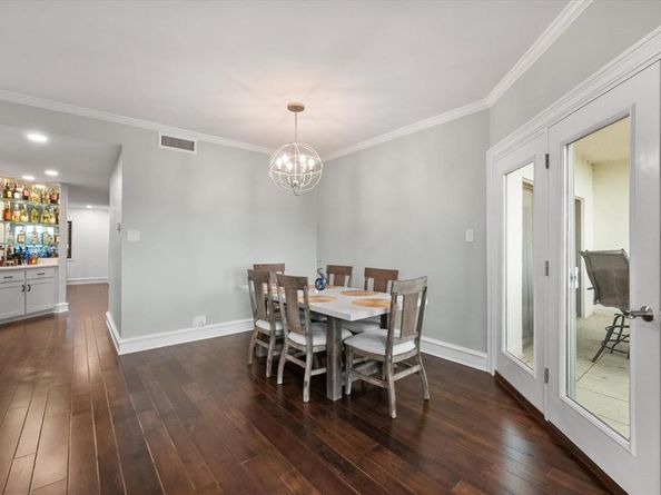 2106  Reflection Bay Drive , Arlington Texas 76013