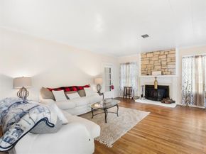 3029  Mecca  , Fort Worth Texas 76119