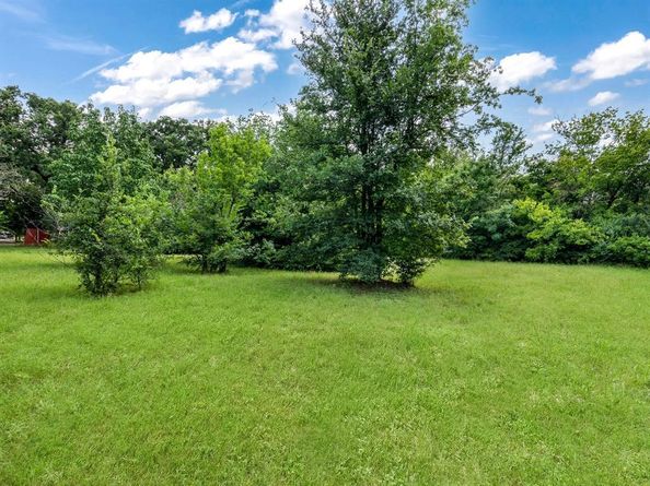 3029  Mecca  , Fort Worth Texas 76119