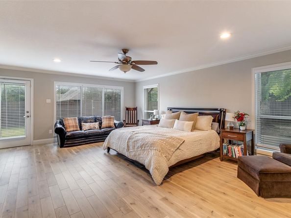 7040  Oakbluff Drive , Dallas Texas 75254