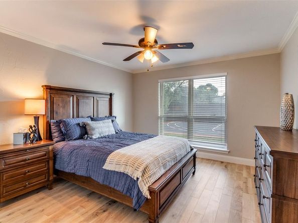 7040  Oakbluff Drive , Dallas Texas 75254