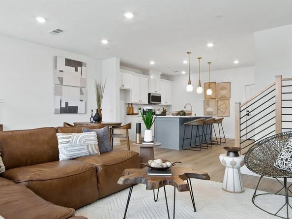 4610  White Buffalo Trail , Oak Point Texas 75068