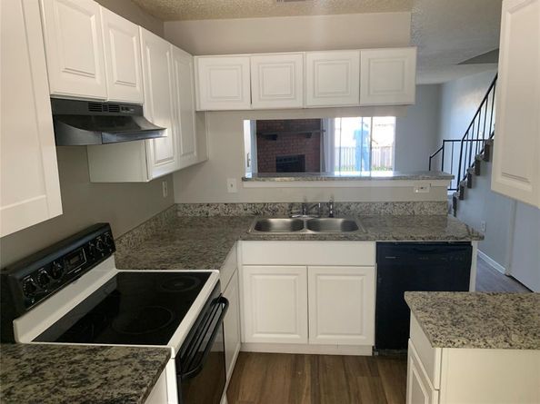 10500  Lake June Road  O06, Dallas Texas 75217