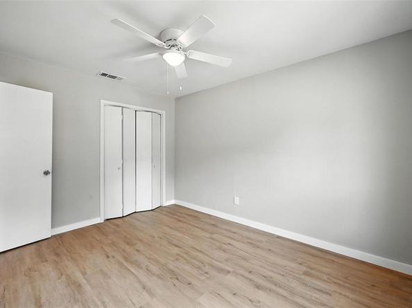 1613  White Oak Court , Denton Texas 76209