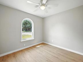 1613  White Oak Court , Denton Texas 76209