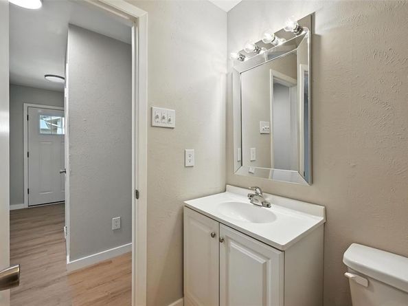 1613  White Oak Court , Denton Texas 76209