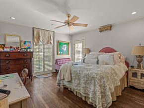 425  Crestwood Drive , Fort Worth Texas 76107