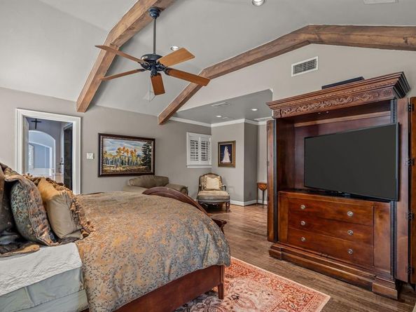 425  Crestwood Drive , Fort Worth Texas 76107