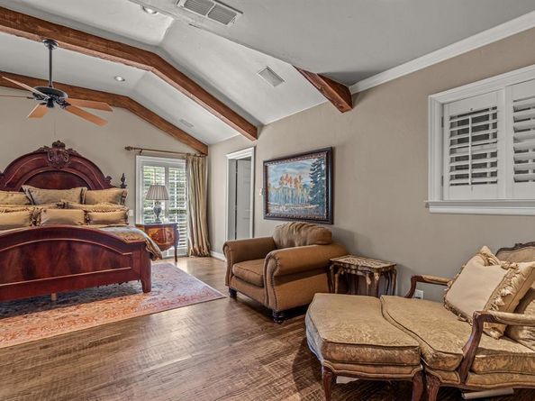 425  Crestwood Drive , Fort Worth Texas 76107