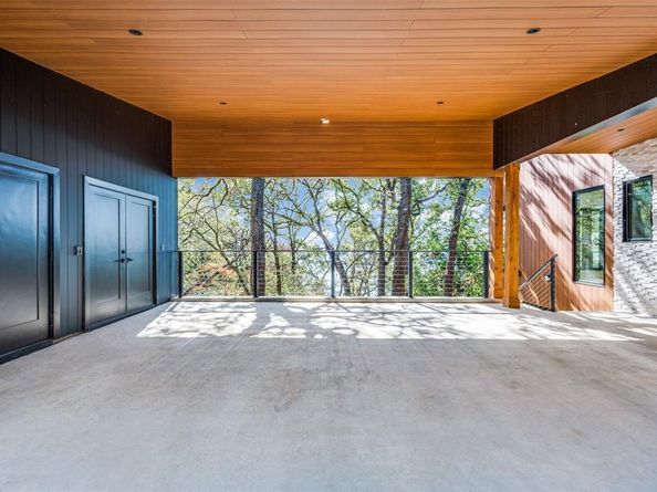 1009  Fox Hollow Lane , Oak Point Texas 75068