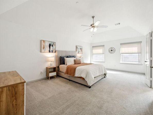1908  Melinda Lane , Farmers Branch Texas 75234
