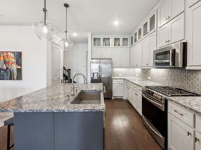 1908  Melinda Lane , Farmers Branch Texas 75234