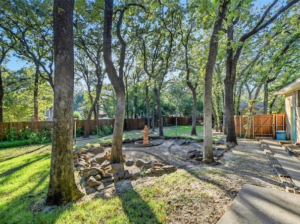 924  Ridgecrest Circle , Denton Texas 76205