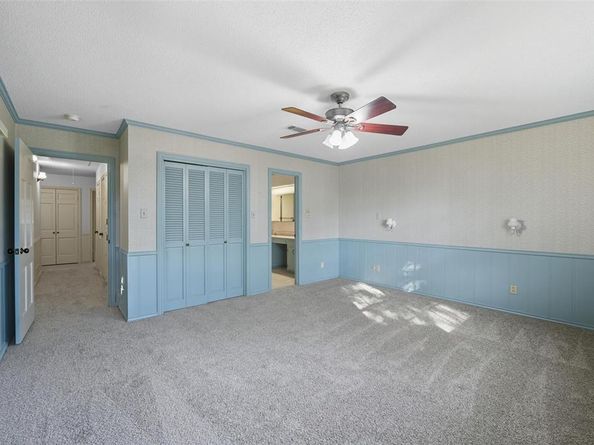 924  Ridgecrest Circle , Denton Texas 76205