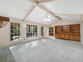 924  Ridgecrest Circle , Denton Texas 76205