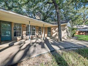 924  Ridgecrest Circle , Denton Texas 76205