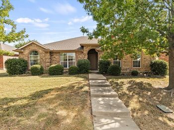 1142  HIDDEN LAKES WAY Drive 